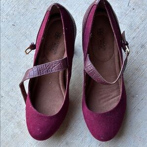 Avon Red Heels Classic Style